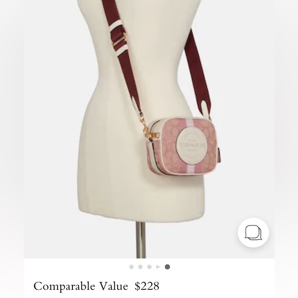 Coach Dempsey Camera bag in sig. Jacguard w/Coach patch&❤️ charm. - Picture 9 of 9